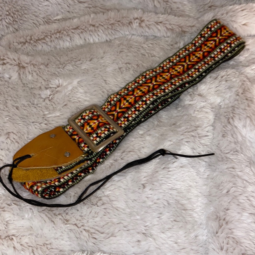 Vintage Guitar Strap EUC